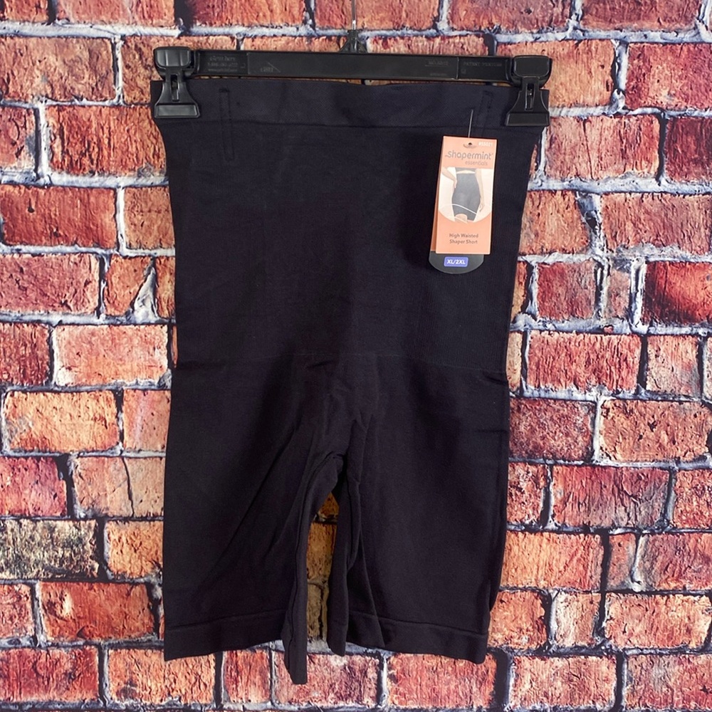 ⭐️ Shapermint / Empetua All Day Every Day High-Waisted Shaper Shorts